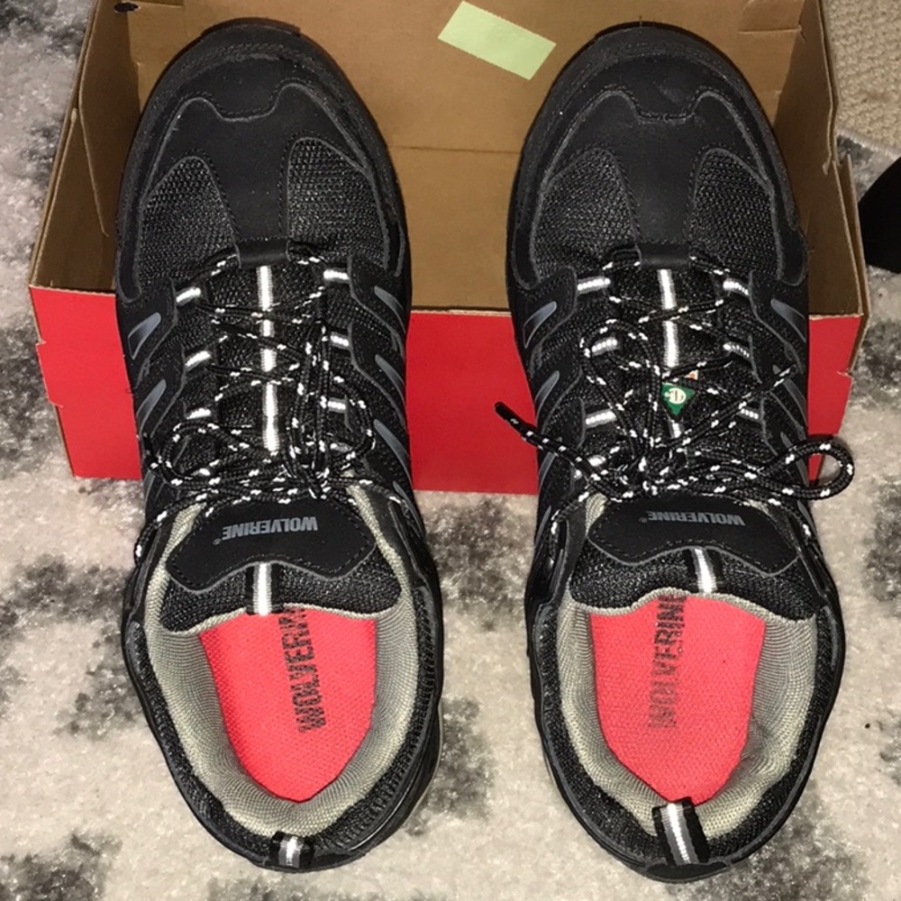 Wolverine Men’s Steel toe work shoe
